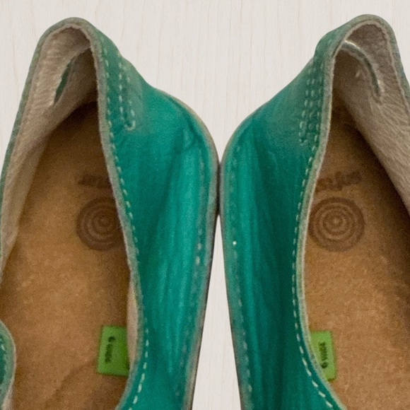 Softstar Merry Jane SIZE 6 WIDE Metallic Gold /Turquoise Leather Minimalist Shoe - Picture 11 of 12